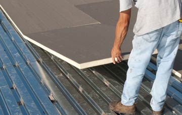 benefits of insulating High Water Head flat roofing